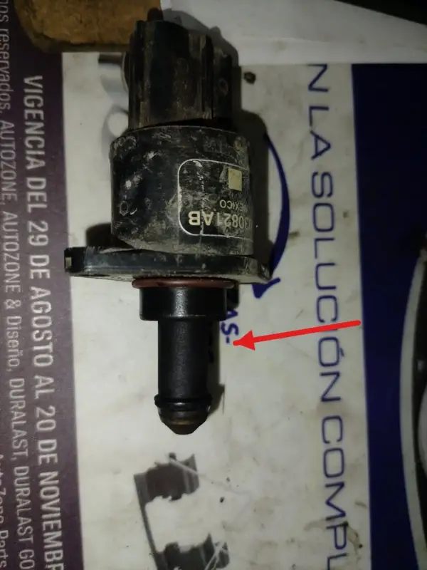 Válvula IAC con carbón acumulado