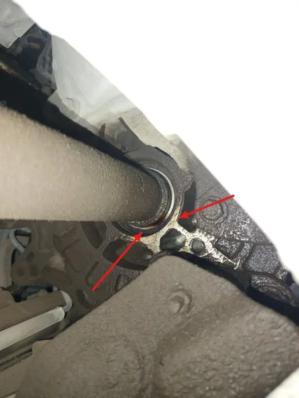 Retén de transmisión donde entra la flecha